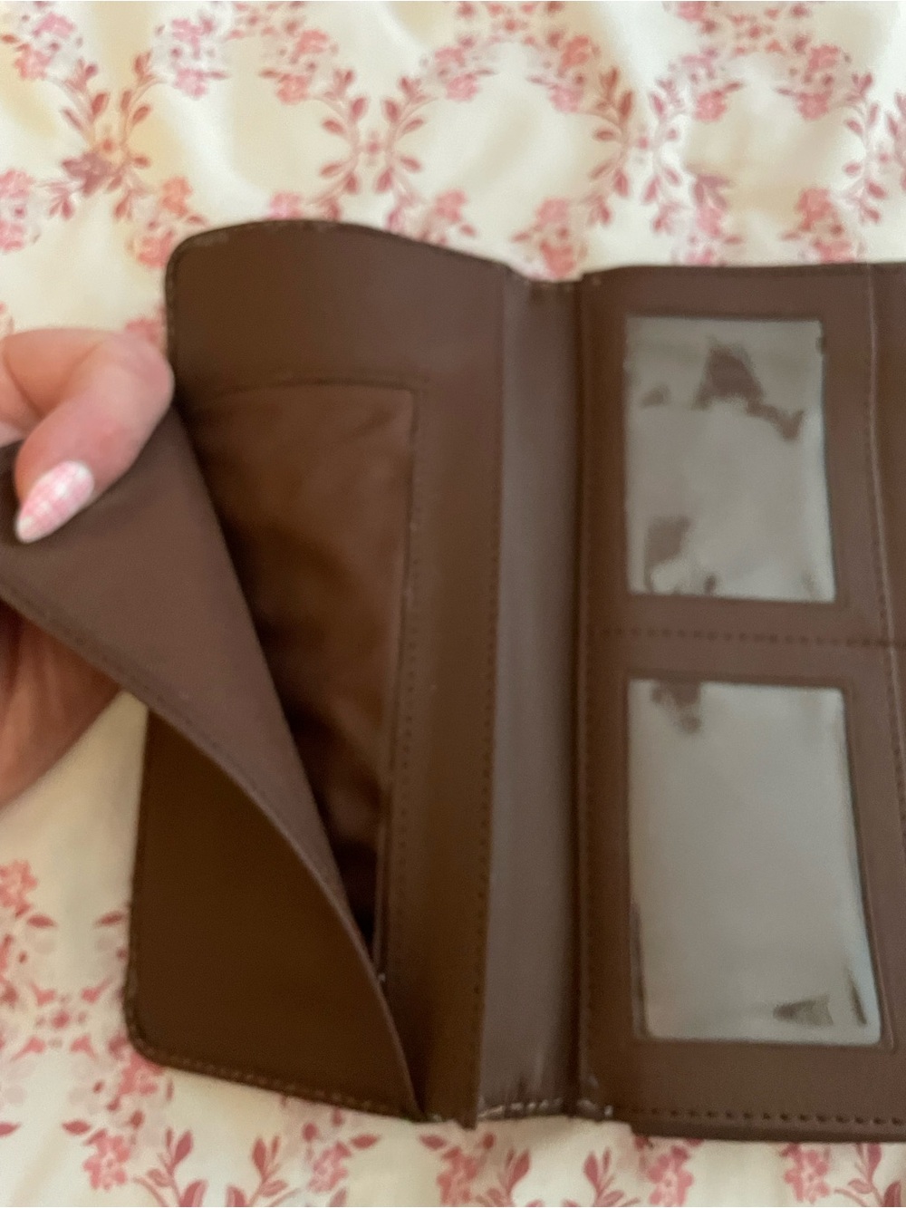 Women's Brown Leather Clutch Wallet - Sleek Organizer - Picture 8 of 8